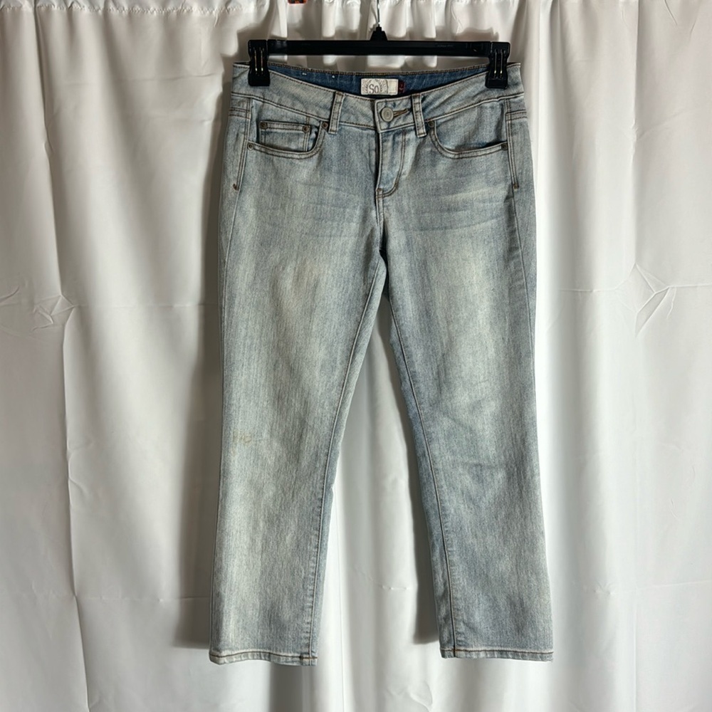 SO cropped juniors faded jeans size 7